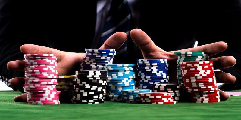 Bài Poker là gì?